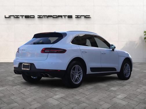 2018 Porsche Macan S