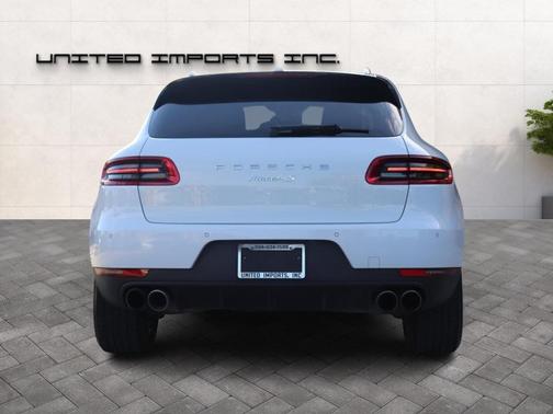2018 Porsche Macan S