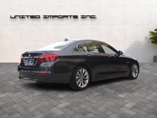 2016 BMW 528 528i