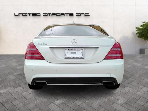 2010 Mercedes-Benz S-Class S 550
