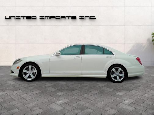 2010 Mercedes-Benz S-Class S 550