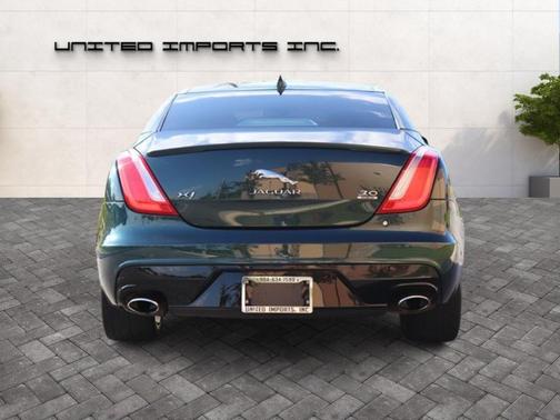 2017 Jaguar XJ XJ R-Sport