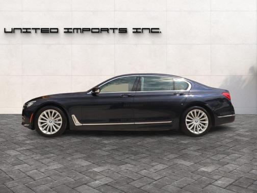 Imperial Blue Metallic 2017 BMW 740 740i