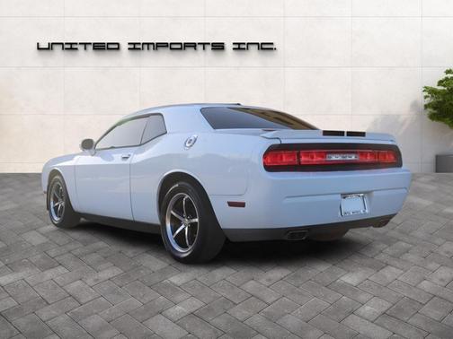 2011 Dodge Challenger Base