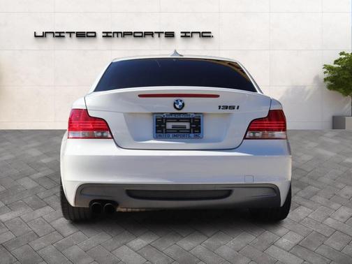2011 BMW 135 135i