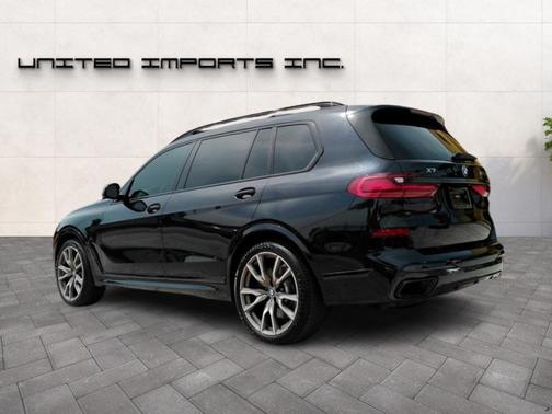 2020 BMW X7 M50i
