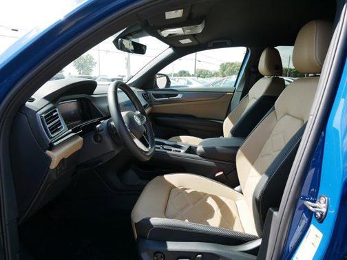 2025 Volkswagen Atlas Cross Sport 2.0T SE