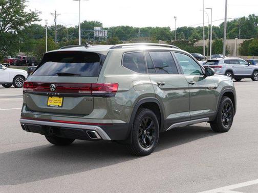 2026 Volkswagen Atlas 2.0T Peak Edition
