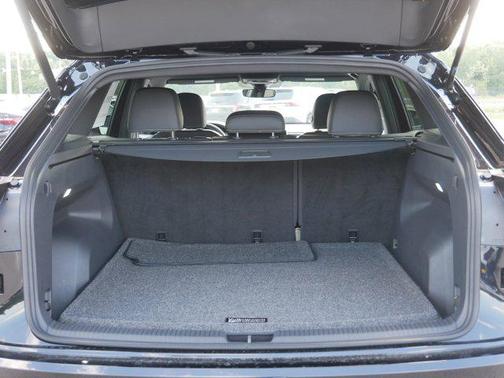 2025 Volkswagen Atlas Cross Sport 2.0T SE