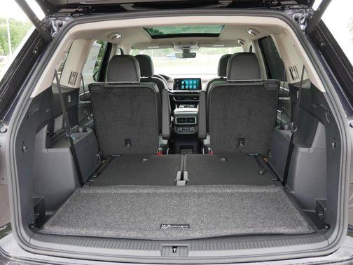 2025 Volkswagen Atlas 2.0T SEL Premium R-Line 4MOTION
