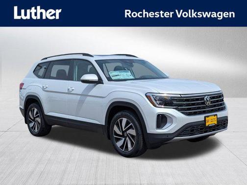 Opal White Pearl 2026 Volkswagen Atlas 2.0T SE w/Technology 4MOTION