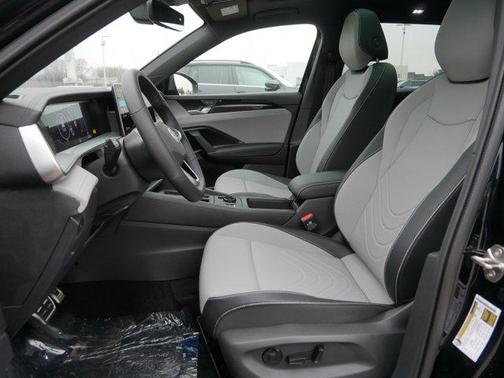 2025 Volkswagen Tiguan 2.0T SE R-Line Black 4MOTION