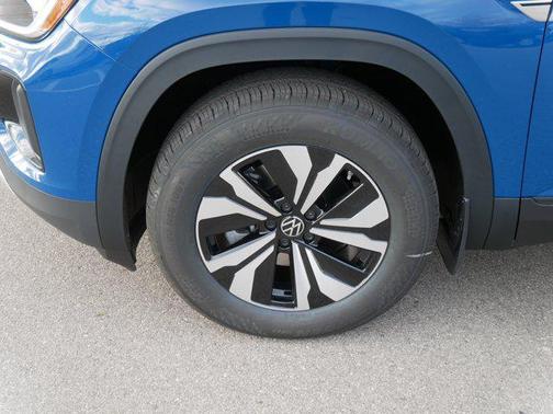 2026 Volkswagen Atlas Cross Sport 2.0T SE