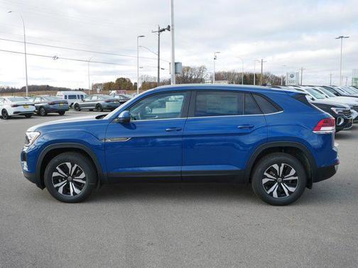 2026 Volkswagen Atlas Cross Sport 2.0T SE