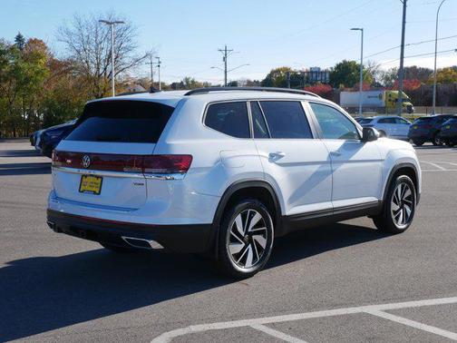 2026 Volkswagen Atlas 2.0T SE w/Technology 4MOTION