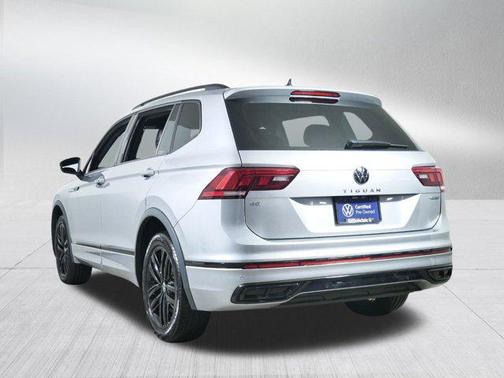 2022 Volkswagen Tiguan 2.0T SE R-Line Black 4MOTION