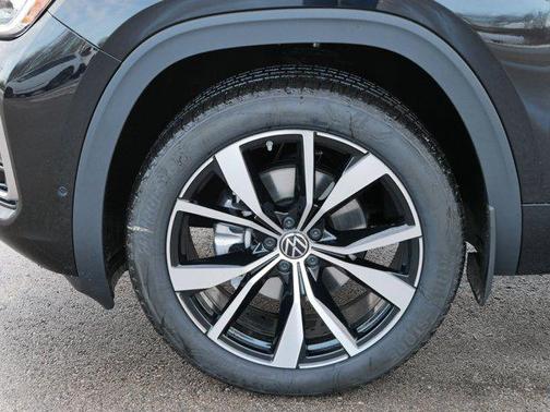 2026 Volkswagen Atlas 2.0T SEL Premium R-Line 4MOTION