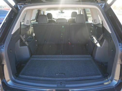 2026 Volkswagen Atlas 2.0T SE w/Technology 4MOTION