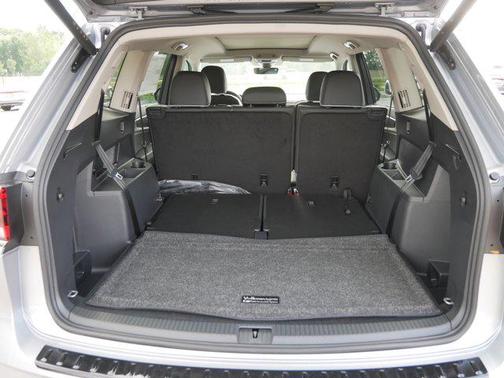 2026 Volkswagen Atlas 2.0T SEL Premium R-Line 4MOTION