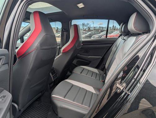 2025 Volkswagen Golf GTI 2.0T S DSG