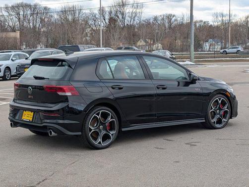 2025 Volkswagen Golf GTI 2.0T S DSG