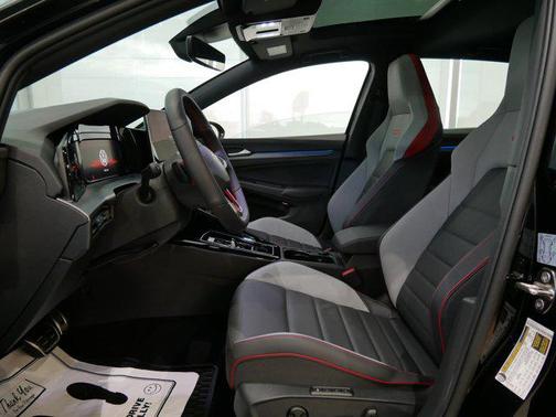 2025 Volkswagen Golf GTI 2.0T S DSG