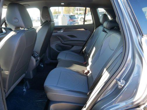 2025 Volkswagen Tiguan 2.0T SE R-Line Black 4MOTION