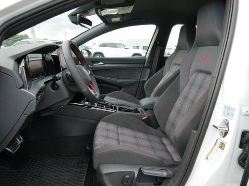 2025 Volkswagen Golf GTI 2.0T S DSG