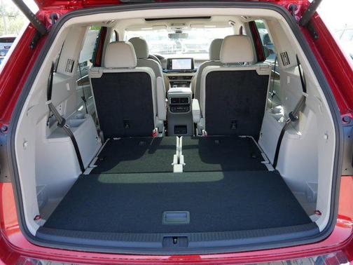 2025 Volkswagen Atlas 2.0T SE w/Technology 4MOTION