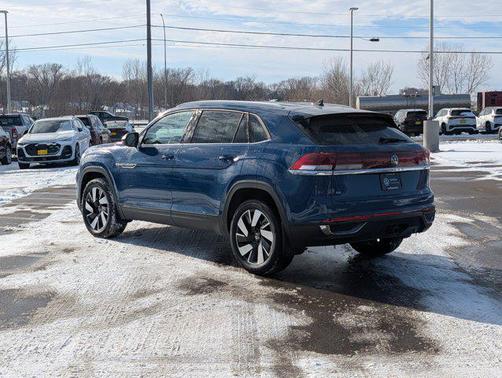 2025 Volkswagen Atlas Cross Sport 2.0T SE w/Technology 4MOTION