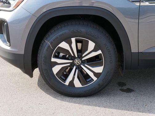 2025 Volkswagen Atlas Cross Sport 2.0T SE
