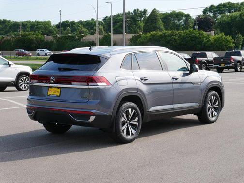 2025 Volkswagen Atlas Cross Sport 2.0T SE
