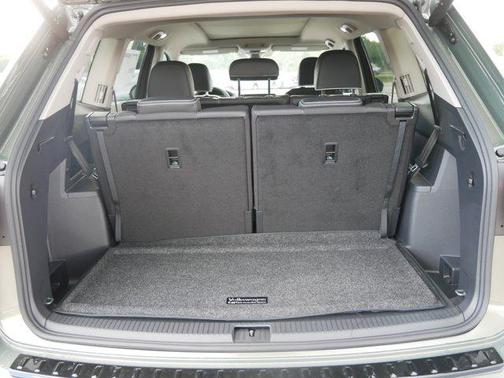 2026 Volkswagen Atlas 2.0T SEL Premium R-Line 4MOTION