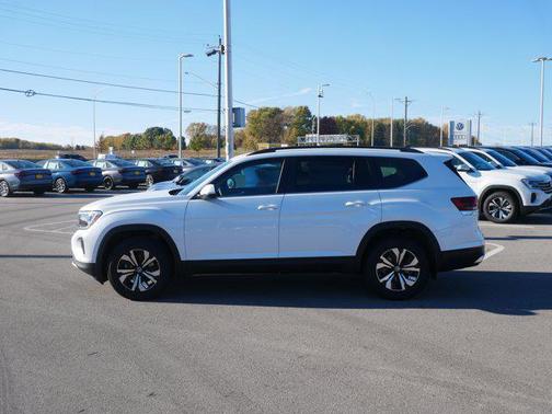 2026 Volkswagen Atlas 2.0T SE