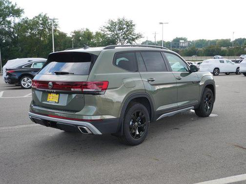 2026 Volkswagen Atlas 2.0T Peak Edition