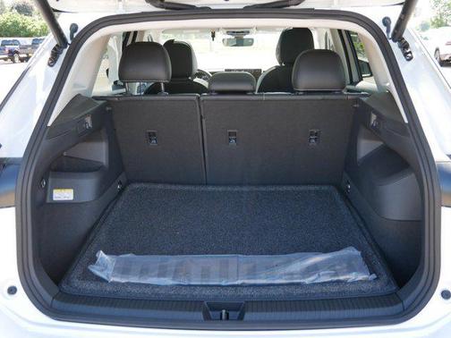 2025 Volkswagen Tiguan 2.0T SE 4MOTION