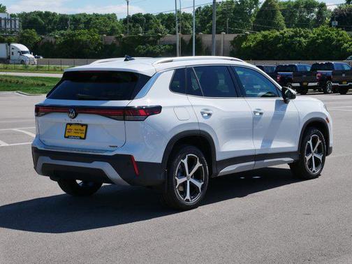 2025 Volkswagen Tiguan 2.0T SE 4MOTION