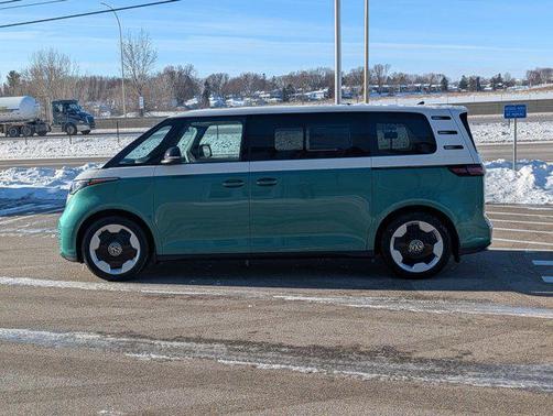 2025 Volkswagen ID. Buzz Pro S Plus with 4MOTION