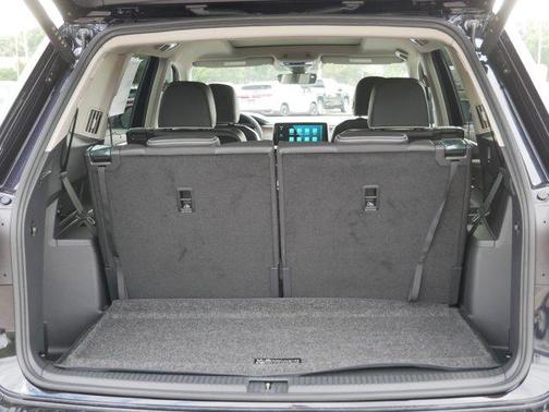 2026 Volkswagen Atlas 2.0T SEL Premium R-Line 4MOTION