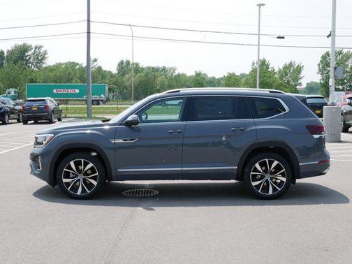 2025 Volkswagen Atlas 2.0T SEL Premium R-Line 4MOTION