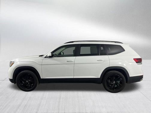 2023 Volkswagen Atlas 2.0T SE w/Technology 4MOTION