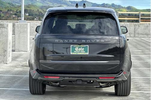 2025 Land Rover Range Rover P530 SE