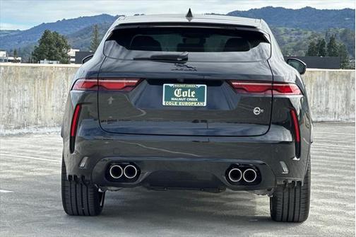 2025 Jaguar F-PACE SVR P550 AWD Automatic