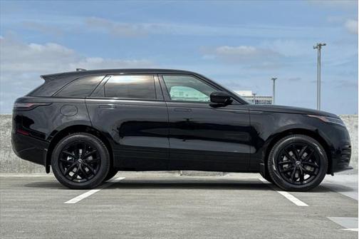 2026 Land Rover Range Rover Velar P250 SE R-Dynamic