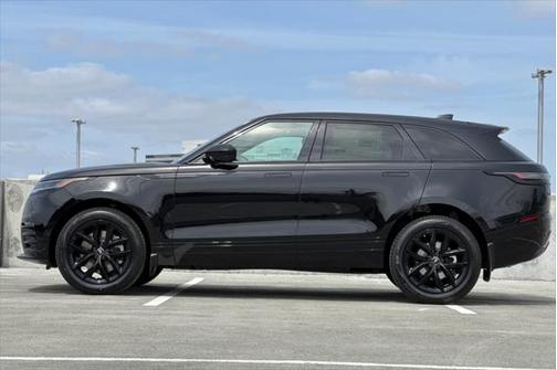 2026 Land Rover Range Rover Velar P250 SE R-Dynamic