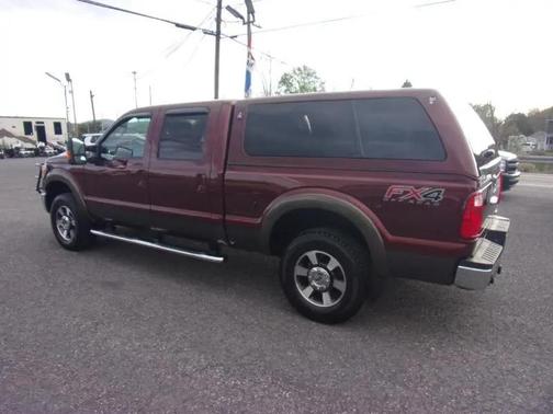 Burgundy 2016 Ford F-250 4WD Crew Cab 156'' Lariat