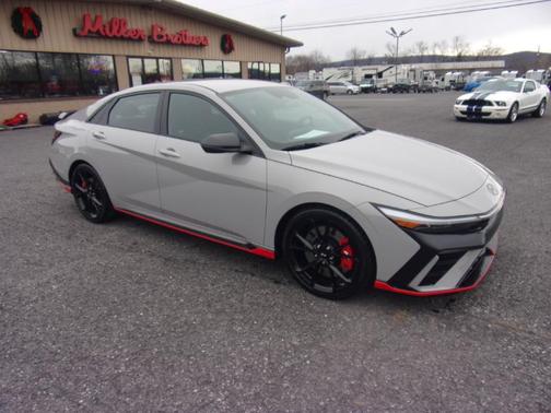 2025 Hyundai ELANTRA N Base