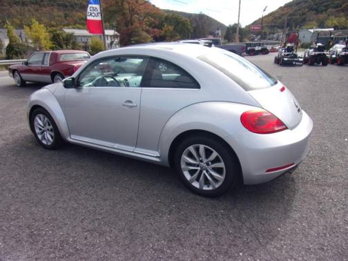 2013 Volkswagen Beetle 2.0L TDI