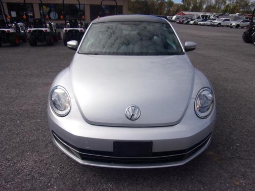 2013 Volkswagen Beetle 2.0L TDI