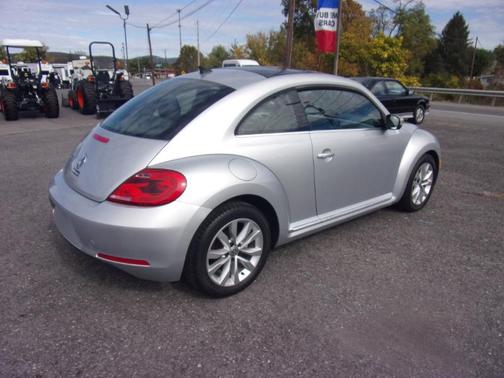2013 Volkswagen Beetle 2.0L TDI